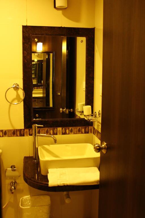 M The Business Hotel Vāsco Da Gāma Стая снимка