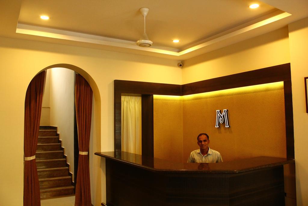 M The Business Hotel Vāsco Da Gāma Екстериор снимка